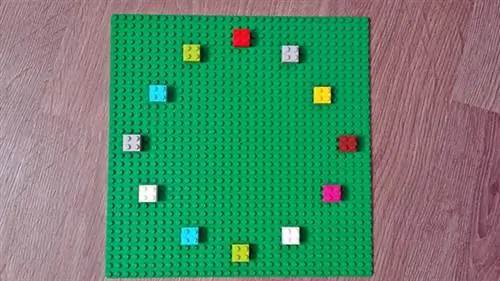 Здесь вы еще можете решить, какой из них будет номером 12