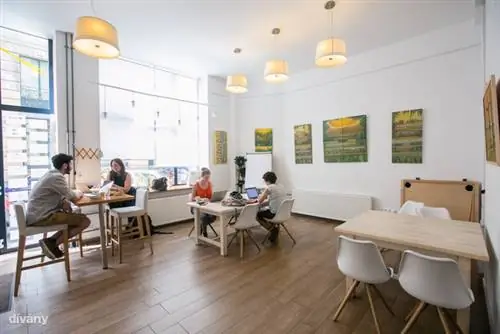 Построение отношений и построение сообщества также важны