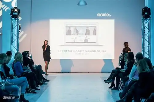 Анна Сливинска, менеджер по международным продажам и маркетингу магазина, представила бренд прессе