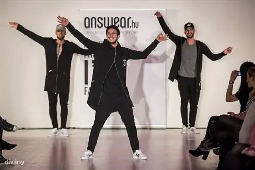 Клиентская база может быть похожей, но бренды разные