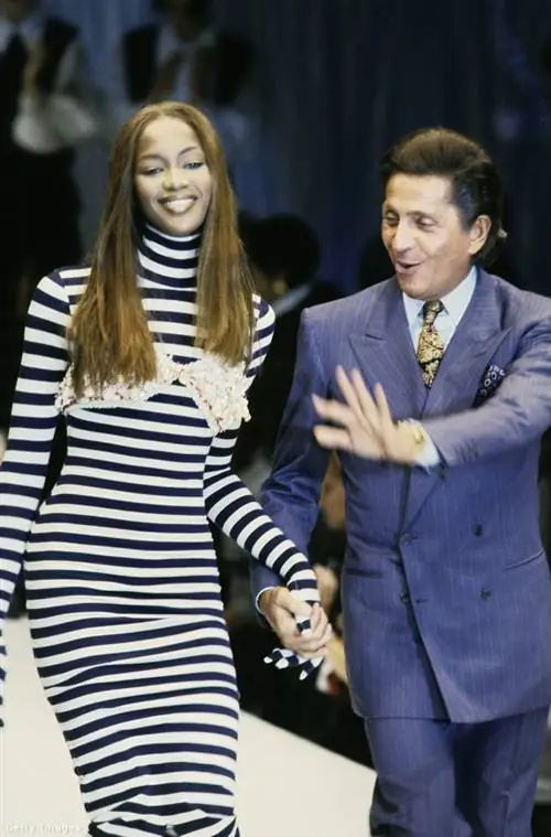 Валентино и Наоми Кэмпбелл в 90-х