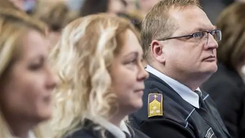 Вот почему женщине хорошо работать в тюрьме