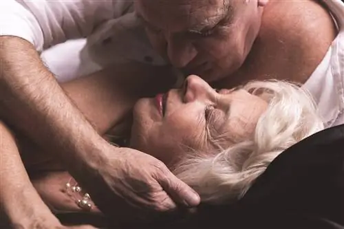 Сексуальность старше 65 лет? Ну давай же