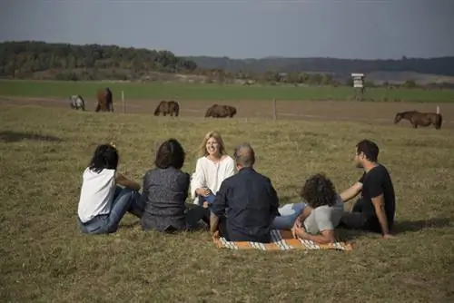 Фото летней сессии, в центре тренер Наташа Ковалик. В программе также много выступлений