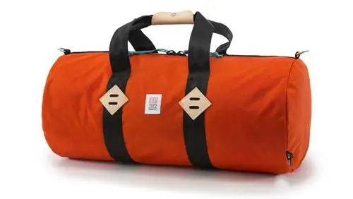 Что за дырявый ромб на передней части рюкзаков?