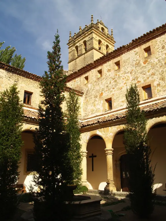 Клуатр монастыря Эль Парраль. Фото Мигеля Эрмосо Куэста