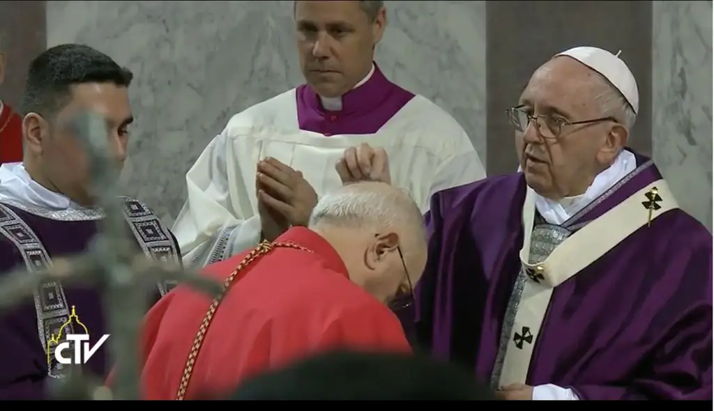 Понтифик в Пепельную среду: в дыхании Бога наша пыль становится пылью любви