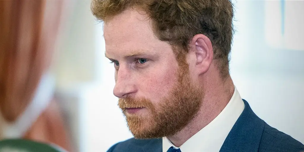 Принц Гарри рассказывает о встрече с психологом по поводу смерти его матери's