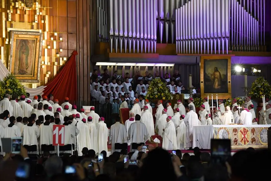 ВЕБ-ПАПА-ФРАНЦИС-НАША-ЛЕДИ-ГВАДАЛУП-БАЗИКЛИКА-Марко-Вомбергар-АЛЕТЕЙЯ-CC-3