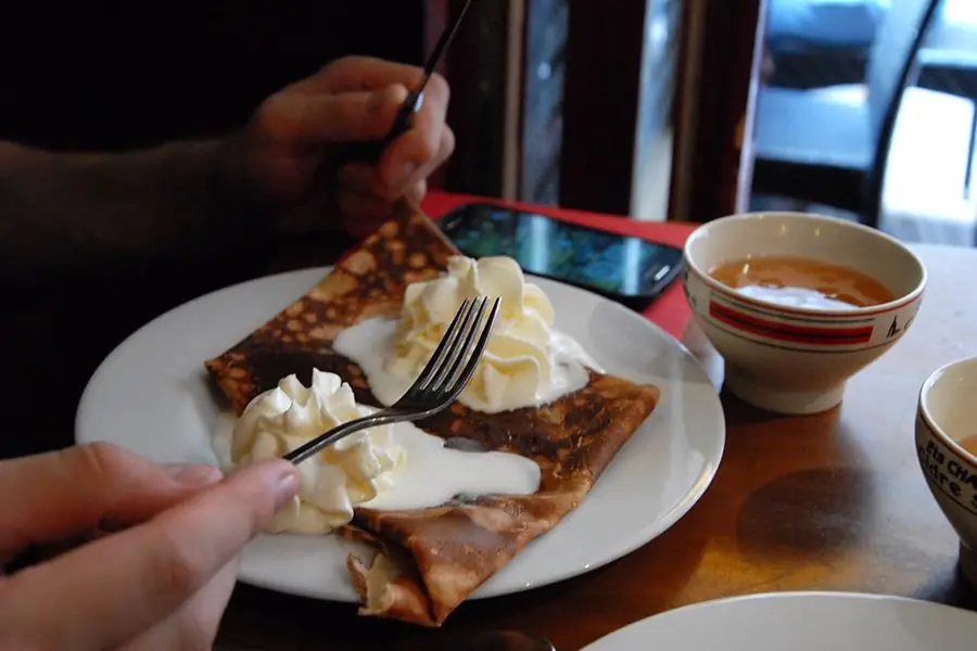 WEB-CANDLEMAS-CREPES-Marie-Guillaumet-CC WEB-CANDLEMAS-CREPES-Marie-Guillaumet-CC