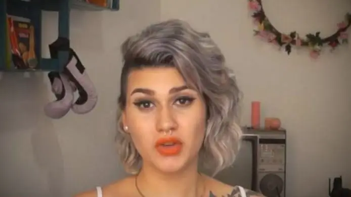 WEB-SARA-WINTER-скриншот-через-Youtube