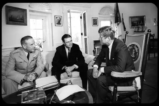 JFK и ностальгия по этническому католицизму