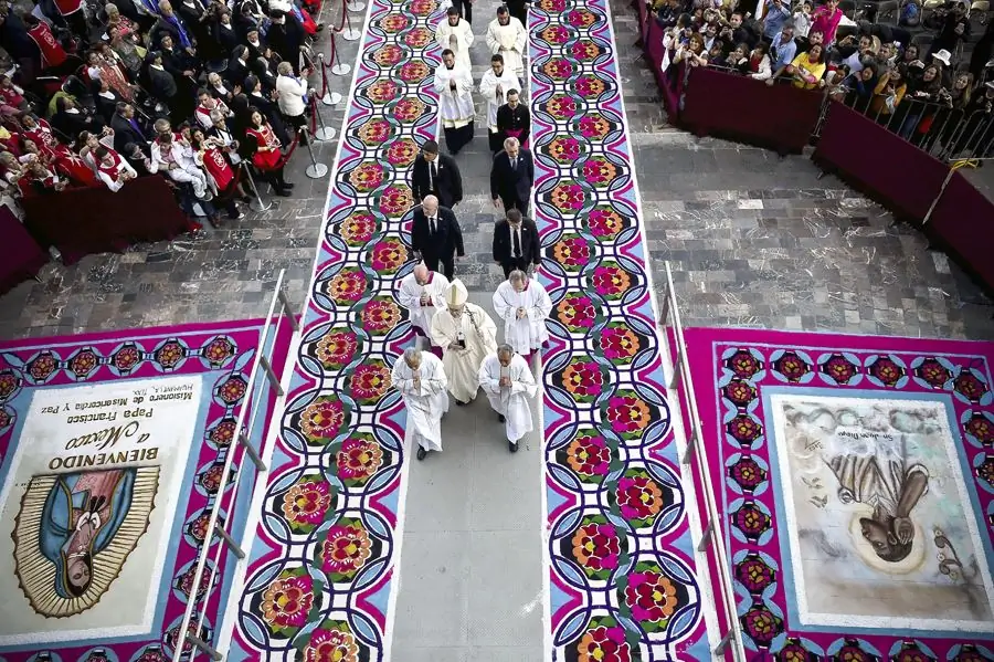 Папа провел первый день в Мексике в гостях у Богоматери Гваделупской