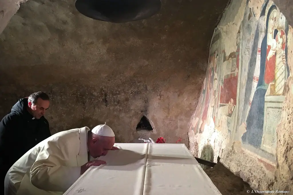 Папа Франциск неожиданно посетил первые детские ясли, построенные Святым Франциском