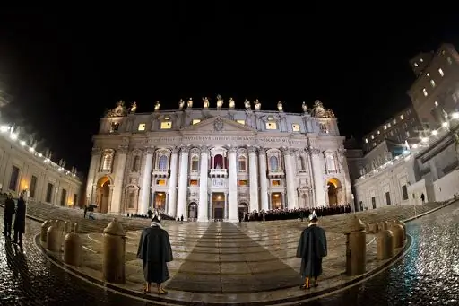 Папа Римский ужесточает законы о финансовых преступлениях, надзорный орган