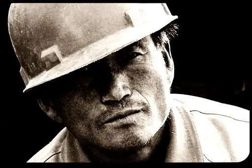 Все еще церковь рабочего