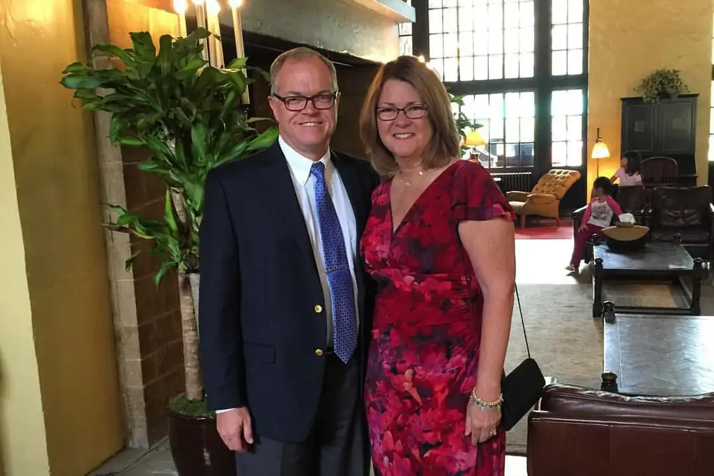 WEB-HENDLEY-004-Courtesy-Image