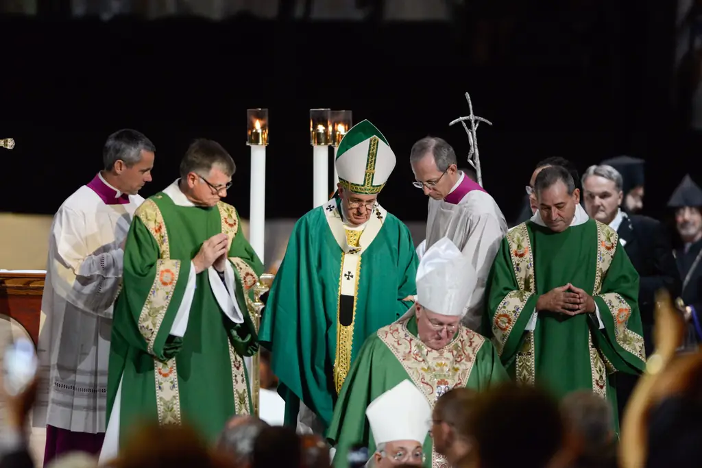 Каково это сослужить мессу со Святым Отцом