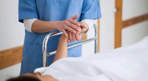 Квебек принимает закон, разрешающий помощь в самоубийстве