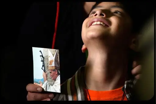 Молодежь! JP II ведет вас с небес, говорит кардинал