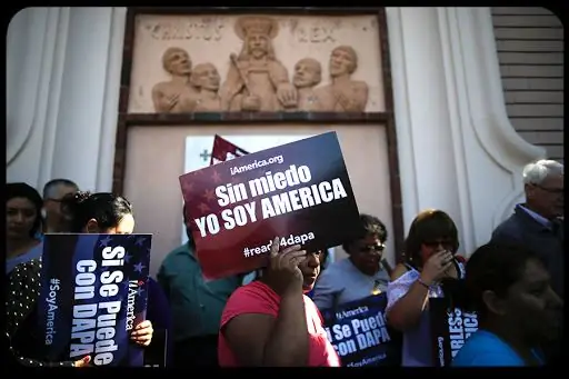 Судья's решение бросает Обама'исполнительный иск по иммиграции в подвешенном состоянии