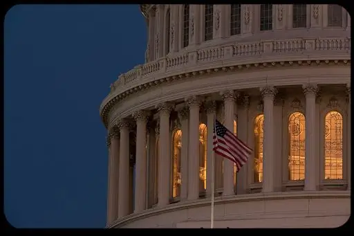 Демократ, выступающая за жизнь, - самая одинокая женщина в Вашингтоне