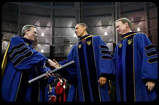 За позор!: Открытое письмо в Университет Нотр-Дам