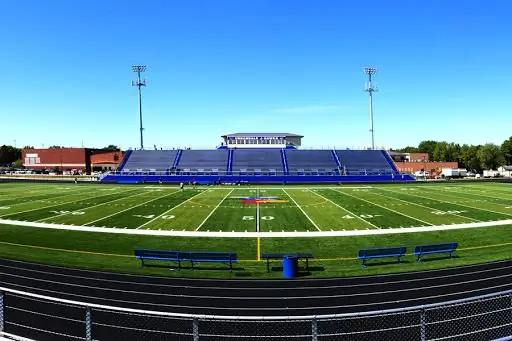 «Верните игру», - говорит президент Belmont Abbey College