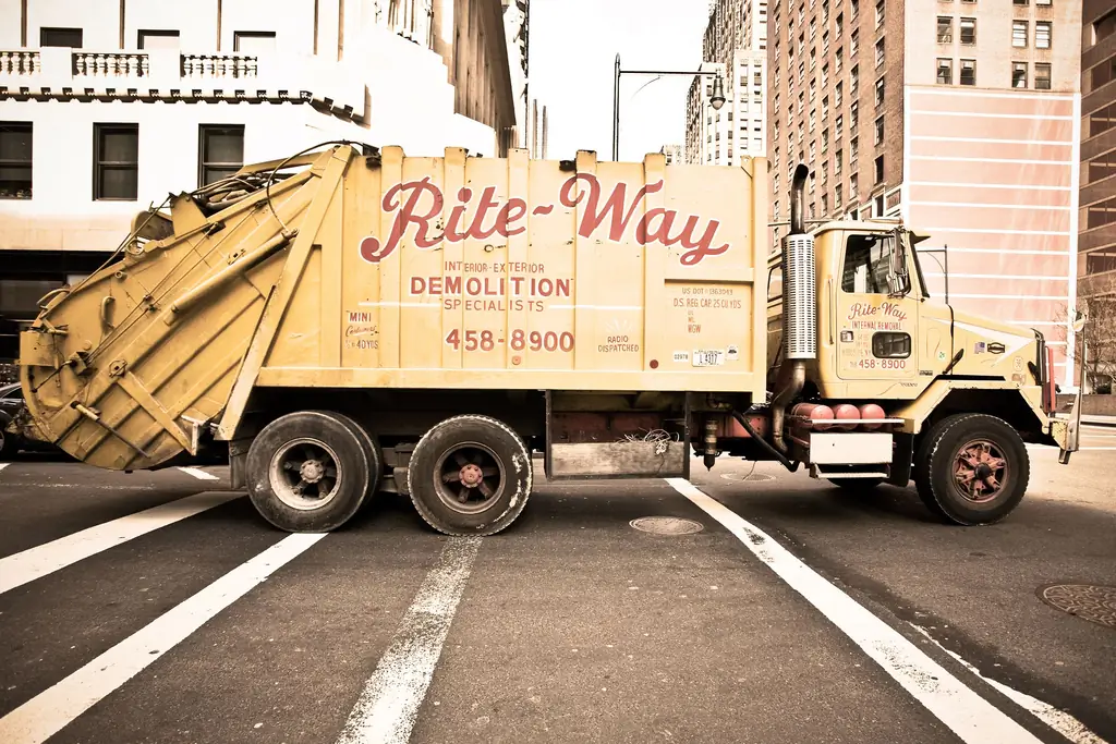 Пришествие: время выносить мусор