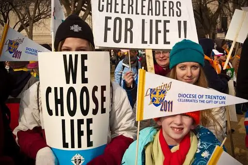 'Милосердие и любовь' в основе учения Church's об абортах