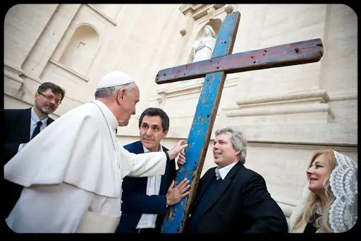 Христианская жизнь – это постоянная борьба со злом, размышляет Папа