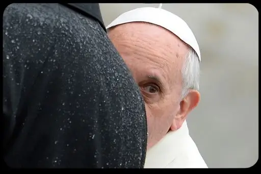 'Poison' зависти разрушает общины, подчеркивает Папа Римский