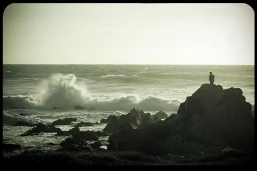 Он творит все новое