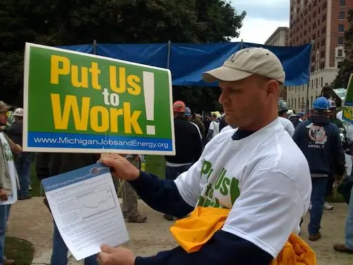 Gallup: Многие считают безработицу главной проблемой Америки's