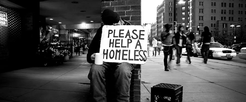 Итак, как лучше всего по-настоящему помочь бездомным?