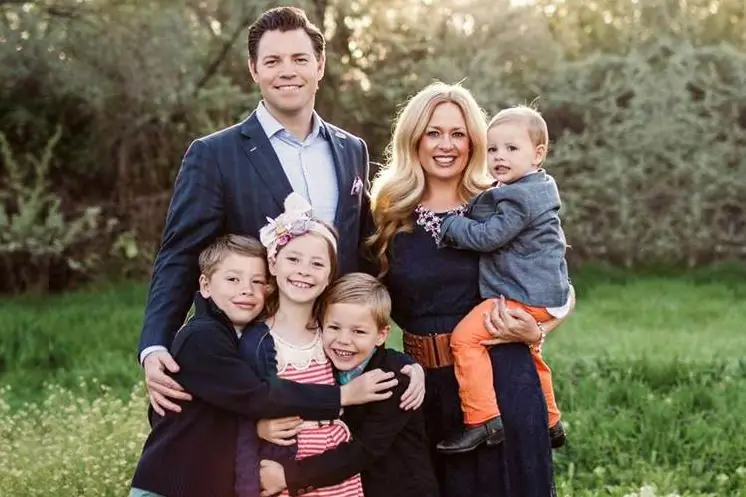 WEB-JASON-HEWITT-FAMILY--Jason-Hewitt-Promo