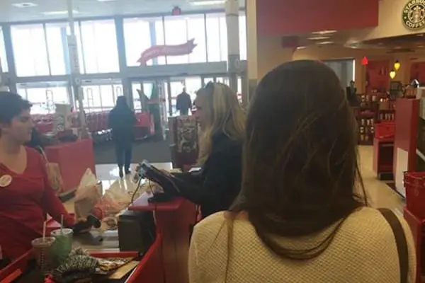 WEB-LO-JASON-HEWITT-CELL-PHONE-PIC-Jason-Hewitt-через-Facebook