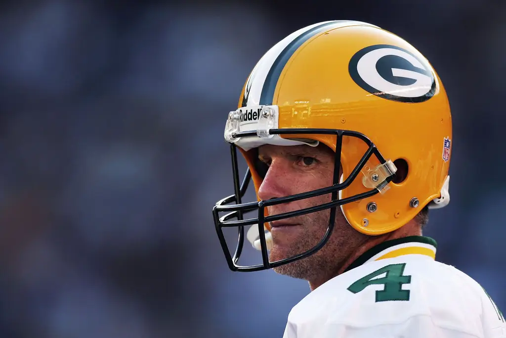 Brett Favre'католическая вера возносит его в Зал славы