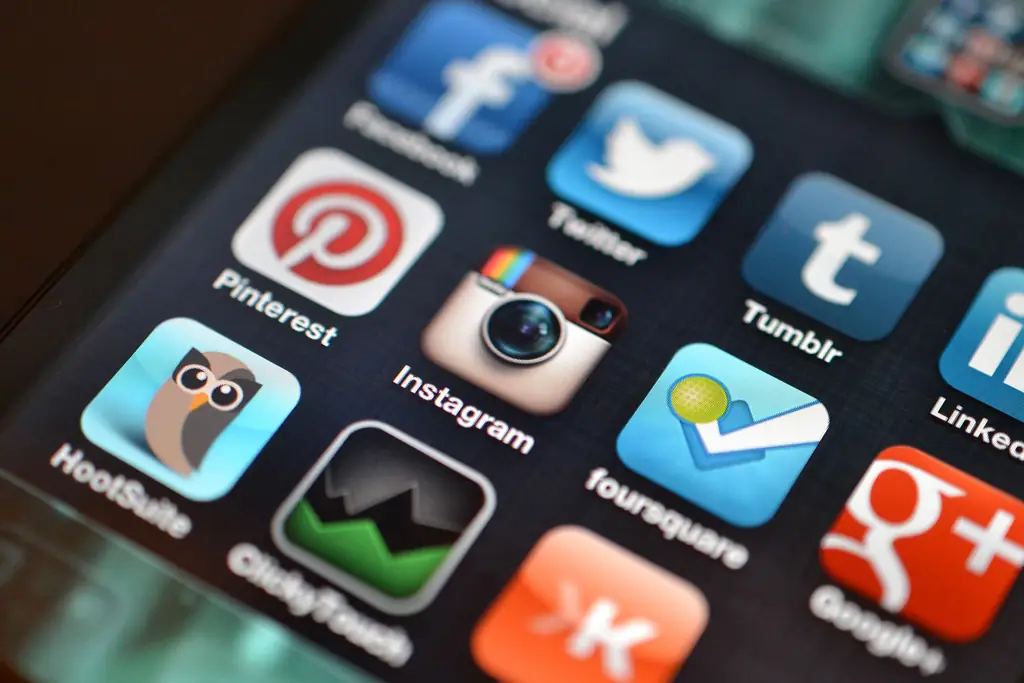 От желания быть ретвитнутым, избавь нас, Господи