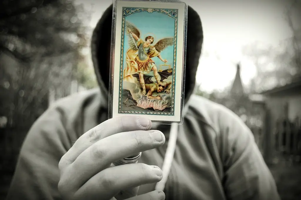 10 Мощное оружие для борьбы с дьяволом