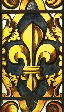 276px-Fleur_de_lis_vitrail_chapelle_Royale_Versailles