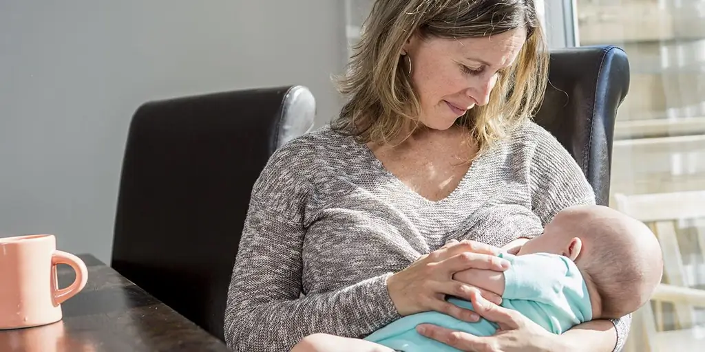 Почему американским мамам тяжелее кормить грудью, чем другим женщинам