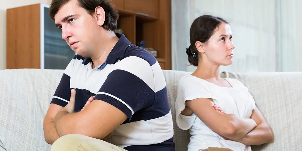 4 Советы по честной борьбе в следующий раз, когда вы спорите с супругом