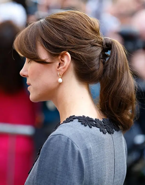 Красная дорожка с хвостиком