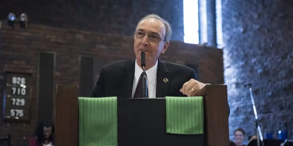 Первое правило для лекторов: помните, что вы'не публичный оратор