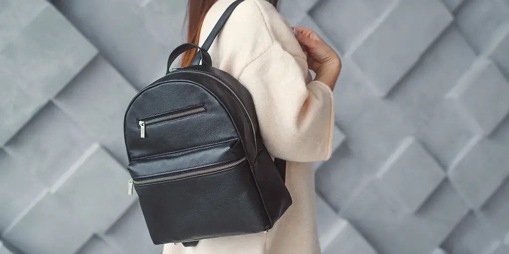 Как носить рюкзак по-взрослому