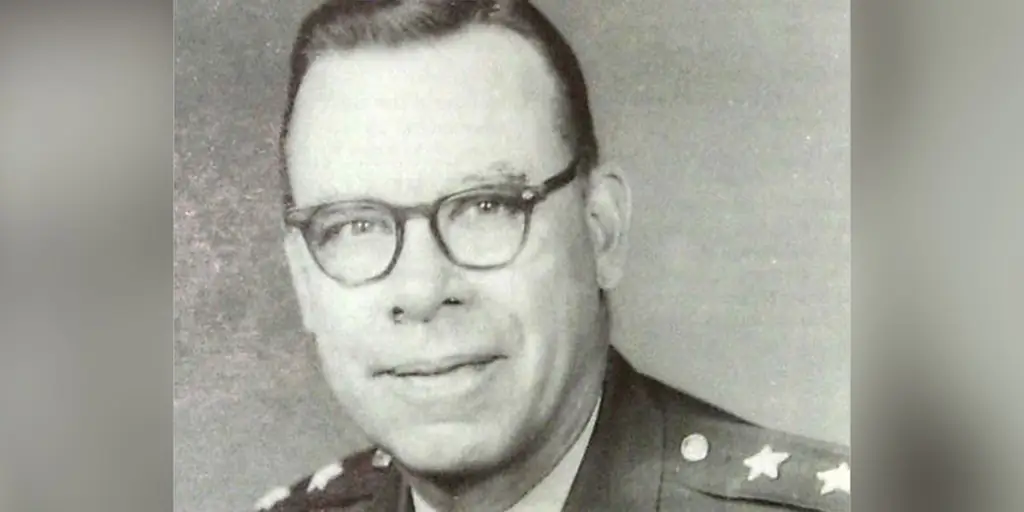 Рядового Райана спас католический священник