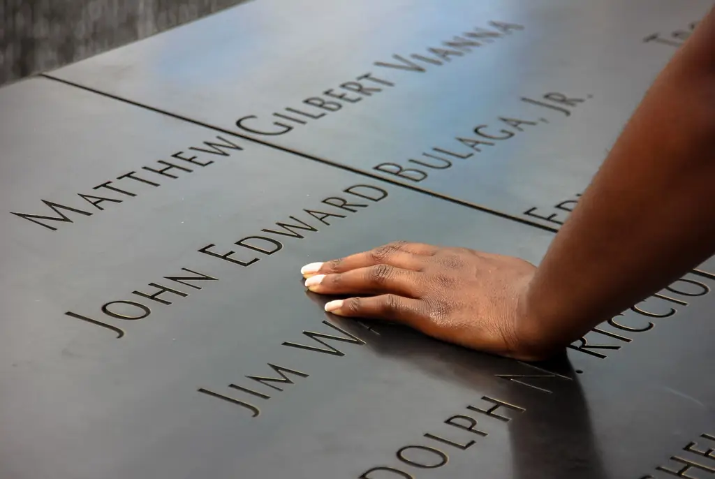 Как 11 сентября все еще трогает и потрясает нас?