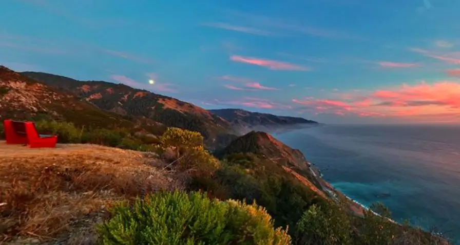 НОВЫЙ ЭРМИТАЖ КАМАЛЬДОЛИ