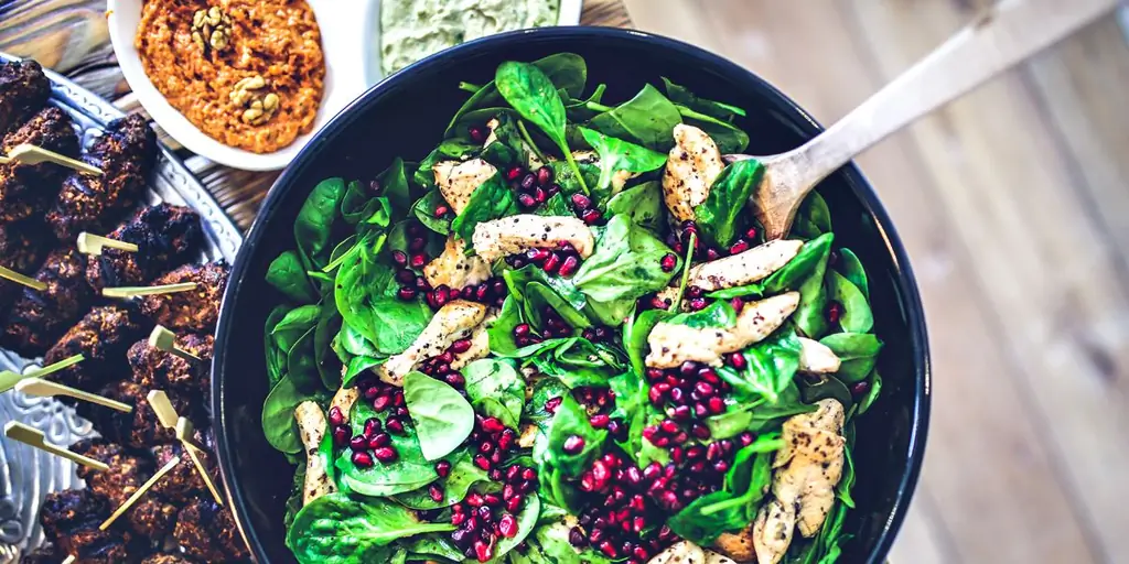 Что нужно есть, чтобы кости были крепкими